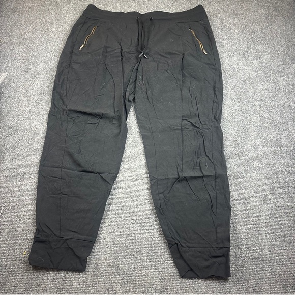 Athleta Pants - ATHLETA Women’s Black Trekkie North Jogger size: 14
